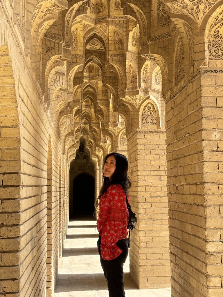 Iraq TravPholer Heidi